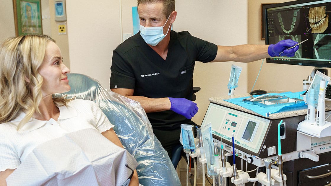 patient and dentist discussion